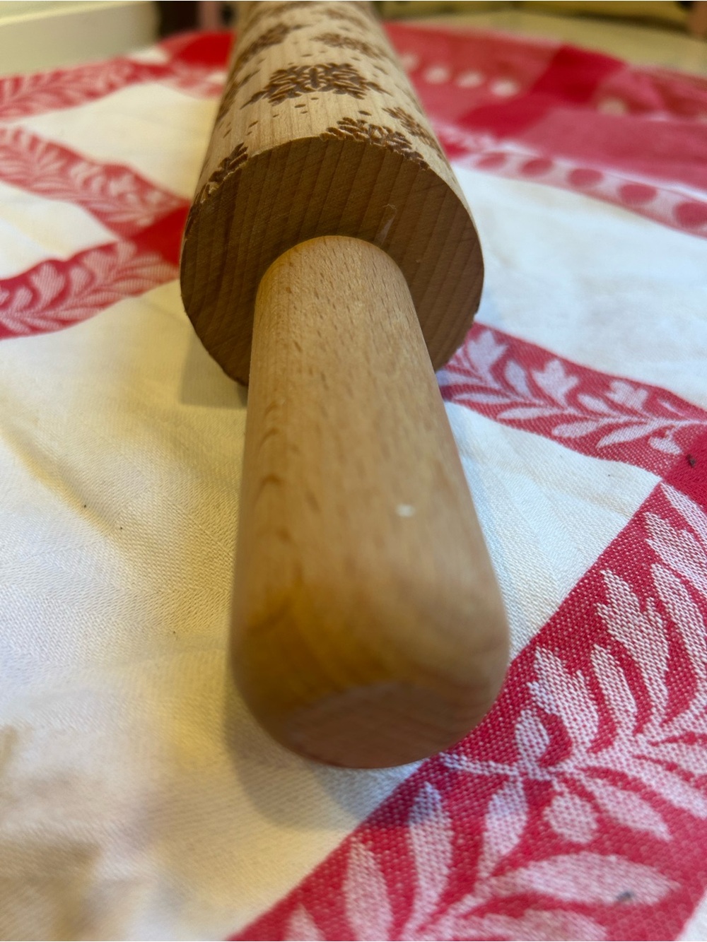 Snowflake embossed rolling Pin - Picture 3 of 9